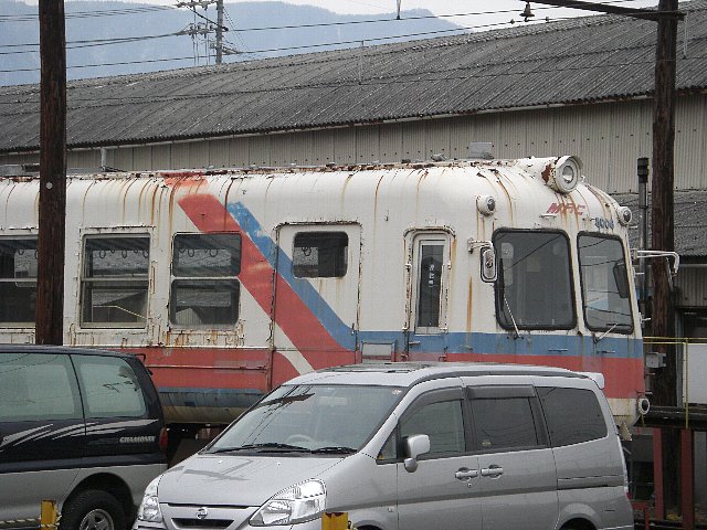 松本電気鉄道 5000系 新村駅