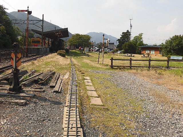 三岐鉄道 西藤原駅 ウィステリア鉄道